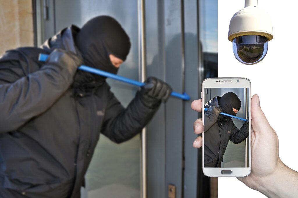 burglar, burglary, surveillance camera-4194213.jpg